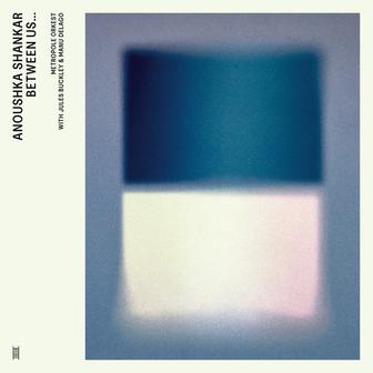 Between Us... (feat. Manu Delago - Live)