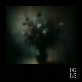 BLACK HIACE