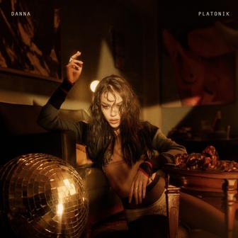 PLATONIK - Single