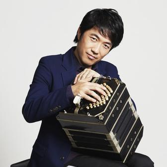 小松亮太