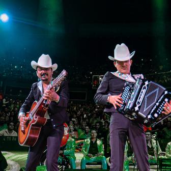Los Dos Carnales