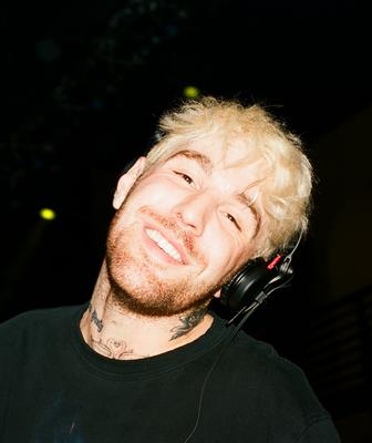 Yung Bae
